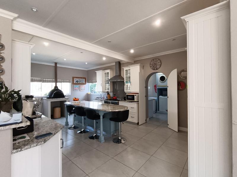 5 Bedroom Property for Sale in Bergsig Eastern Cape